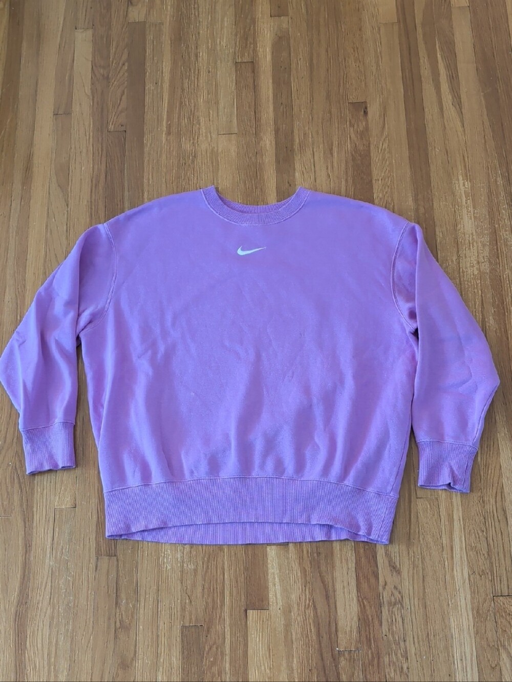 Women's Nike Crewneck Sweatshirt